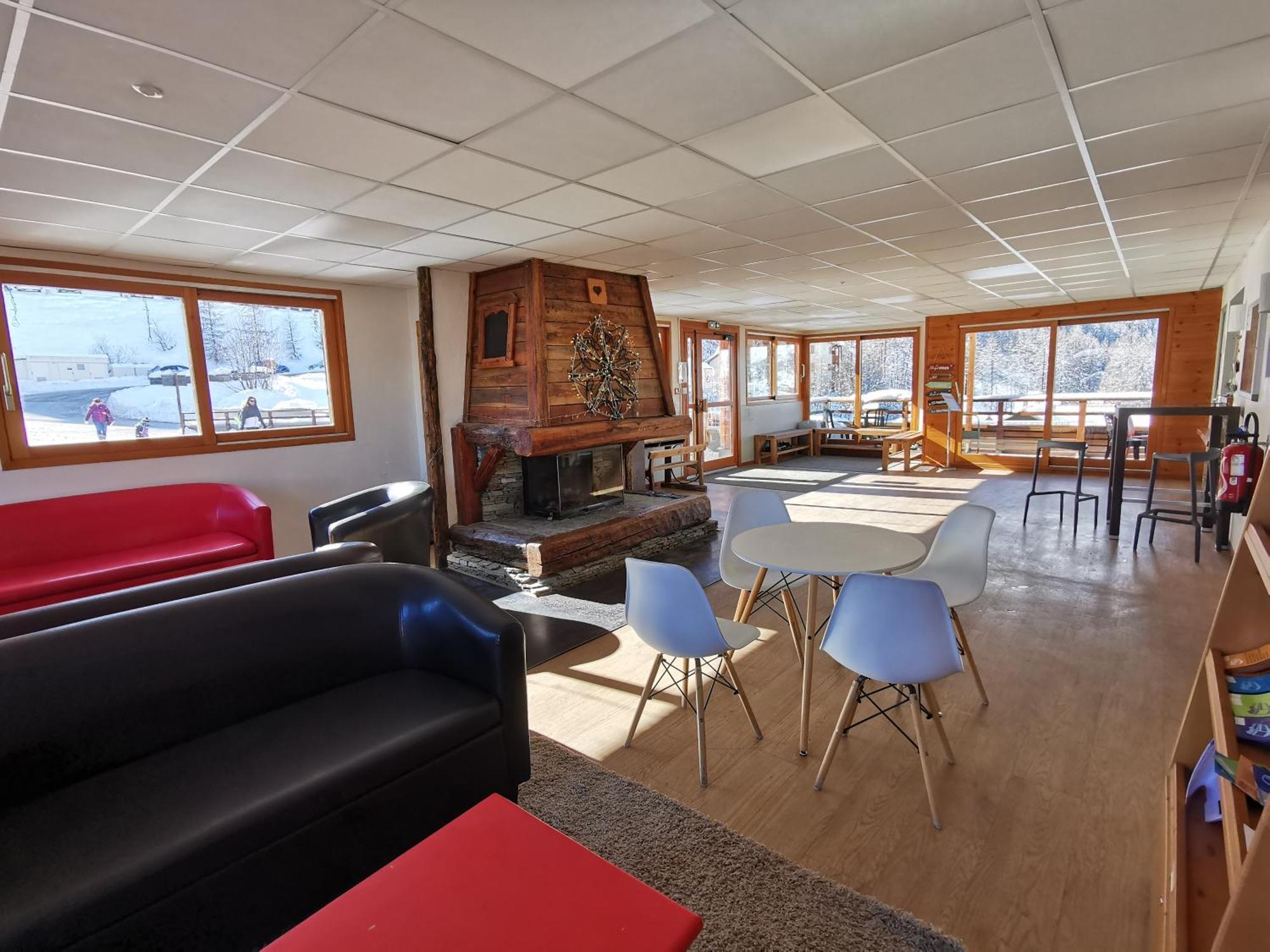 Apartamento Le Hameau Des Ecrins Puy-Saint-Vincent Exterior foto